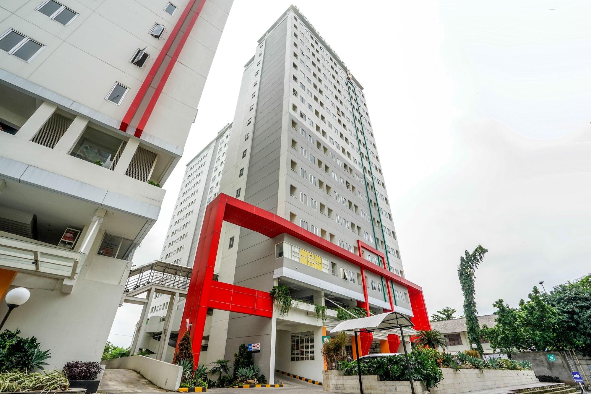 Super Oyo Capital O 91962 Pavilion Permata סוראבאיה מראה חיצוני תמונה